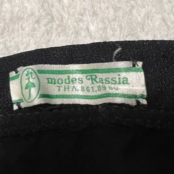Modes Rassia Black Pleated Knee Length Skirt Size Large-Xlarge - Picture 5 of 8